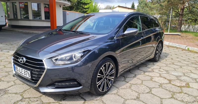 Hyundai i40 cena 54900 przebieg: 170231, rok produkcji 2016 z Tarnobrzeg małe 781